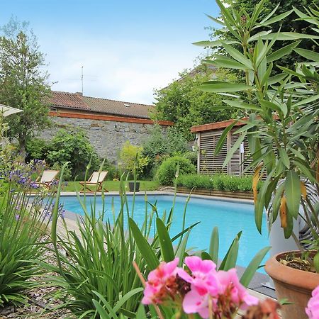 Les Jardins De Lily Hotell Saint-Léonard-de-Noblat Exteriör bild